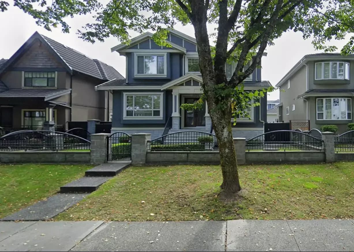 3820 Nithsdale Street photo 5