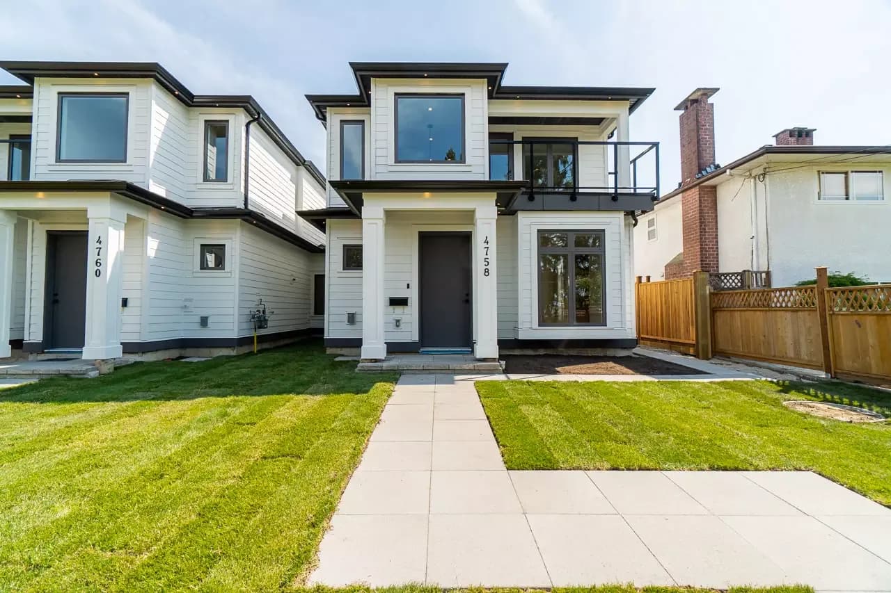 4758 – 4760 Sardis Street photo 3