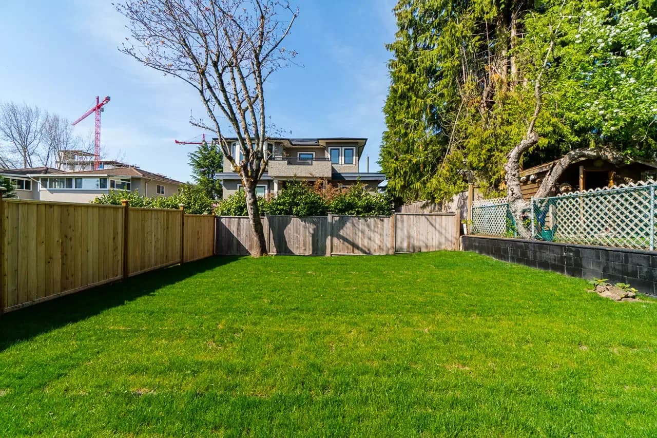 4085 – 4087 Spruce Street photo 89